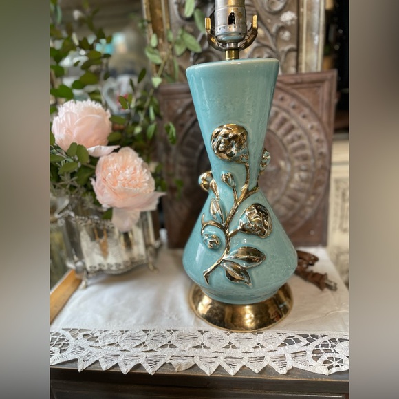 Mid Century modern blue gold floral ceramic table lamp atomic bud vase